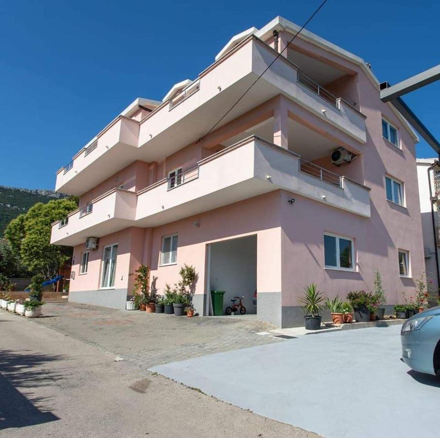Villa Apartments Brecic 1 Kaštela Exterior foto