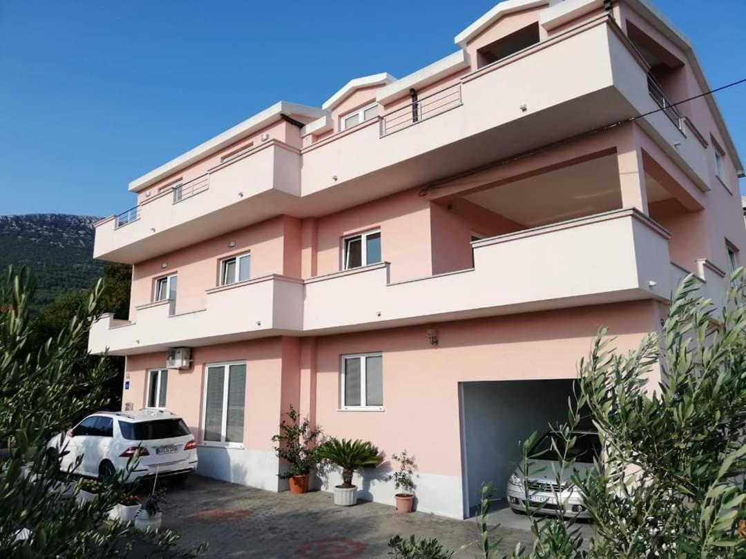 Villa Apartments Brecic 1 Kaštela Exterior foto