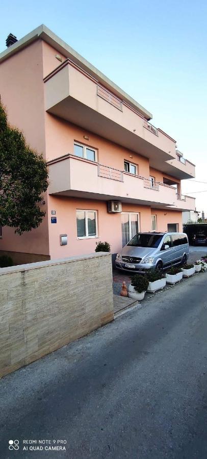 Villa Apartments Brecic 1 Kaštela Exterior foto